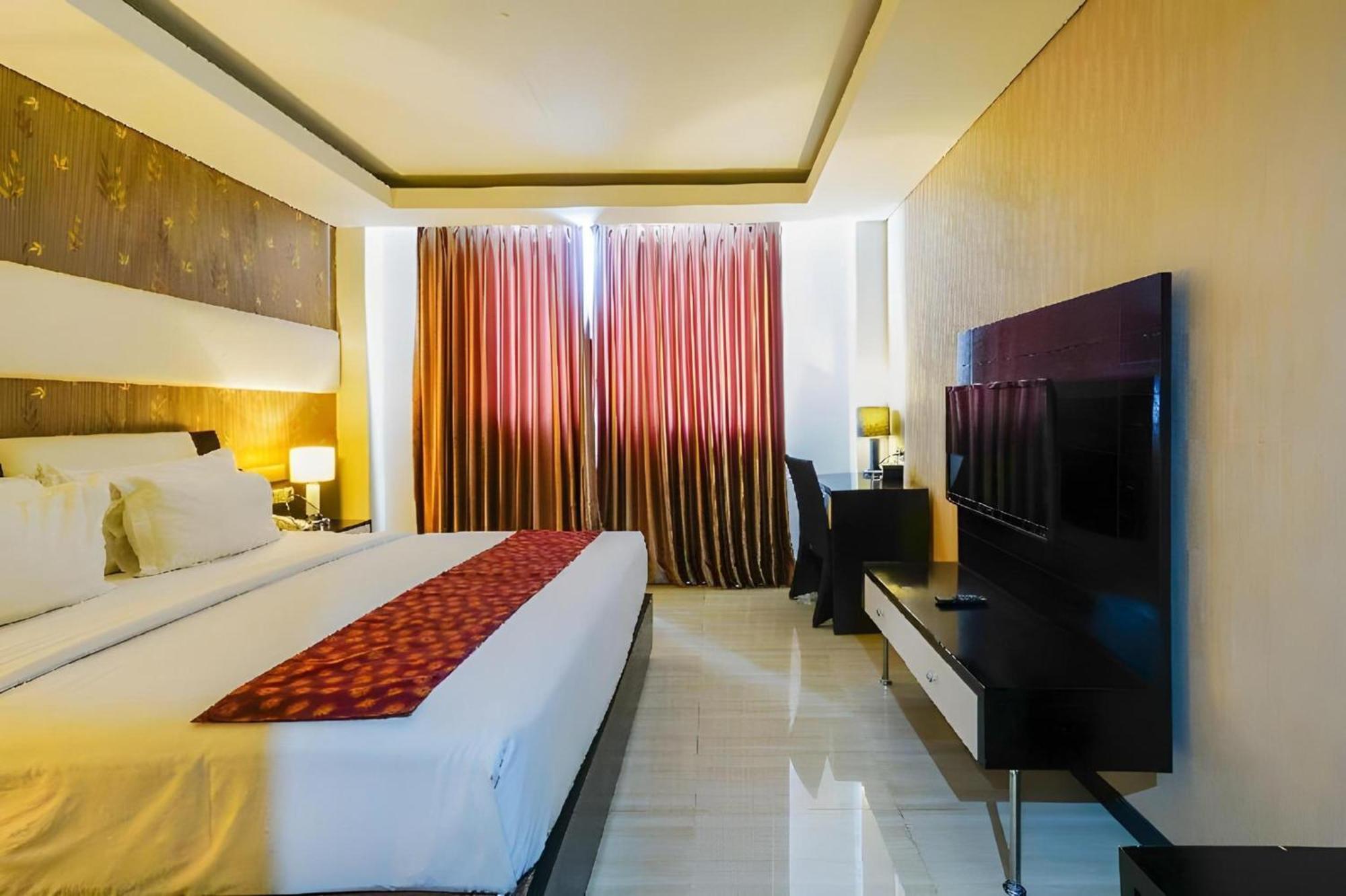 Collection O 499 Princess Keisha Hotel & Convention Center Denpasa Buitenkant foto