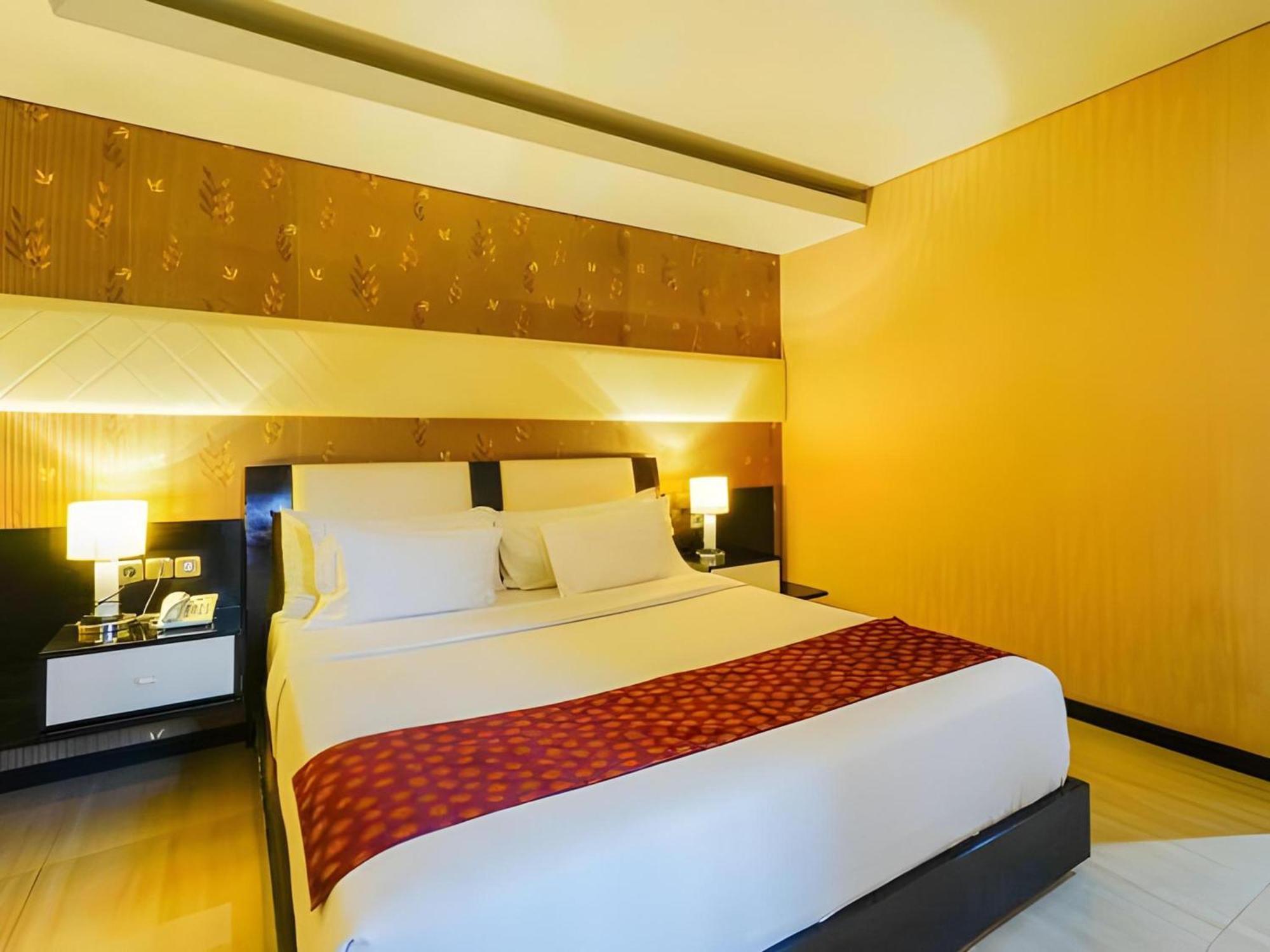 Collection O 499 Princess Keisha Hotel & Convention Center Denpasa Buitenkant foto