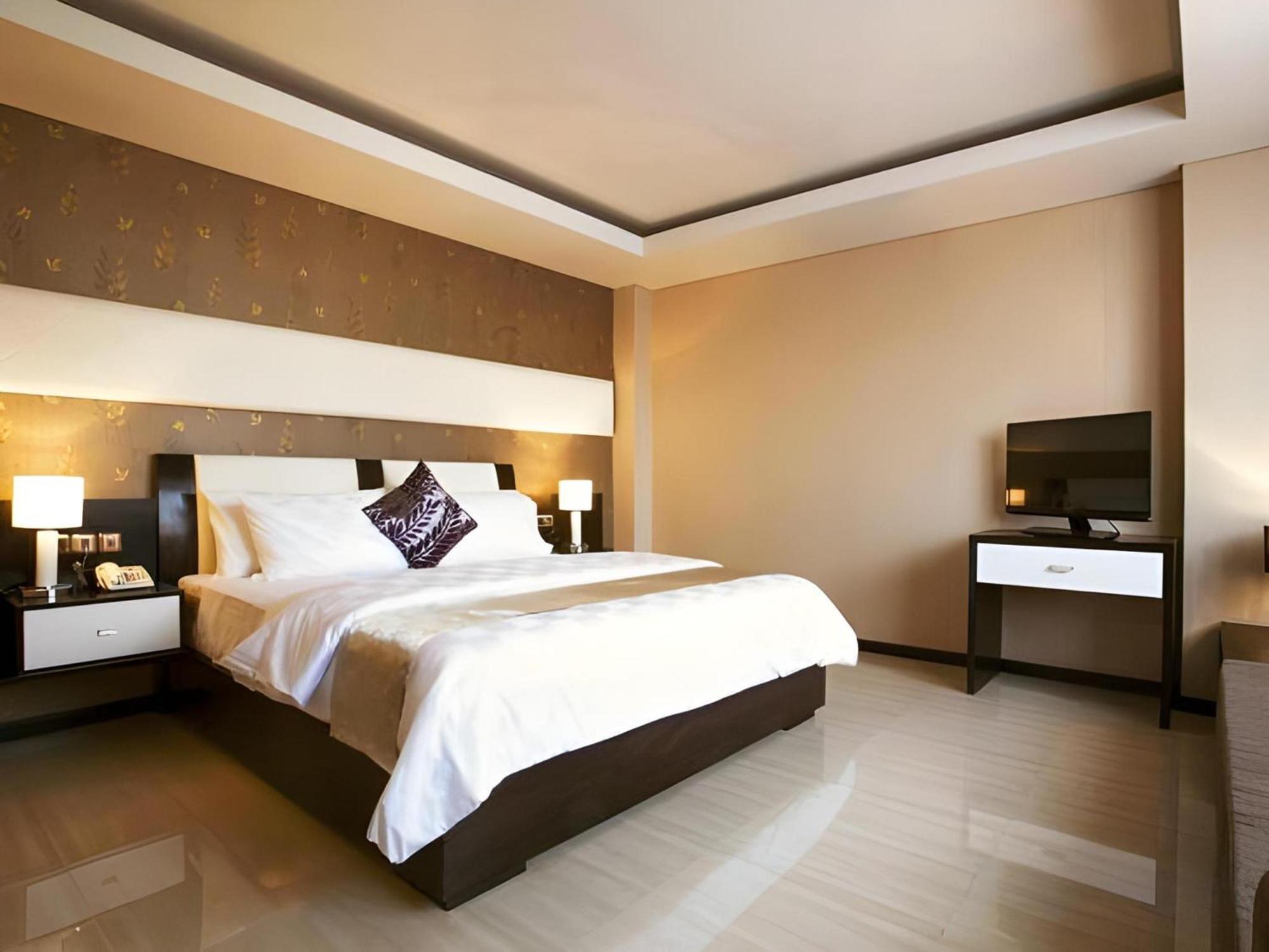Collection O 499 Princess Keisha Hotel & Convention Center Denpasa Buitenkant foto