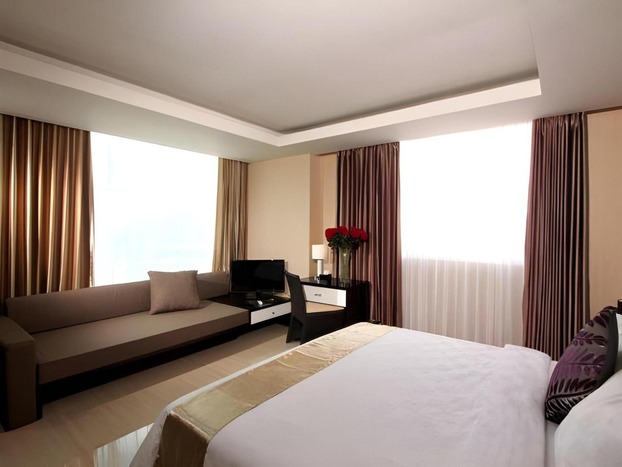 Collection O 499 Princess Keisha Hotel & Convention Center Denpasa Buitenkant foto