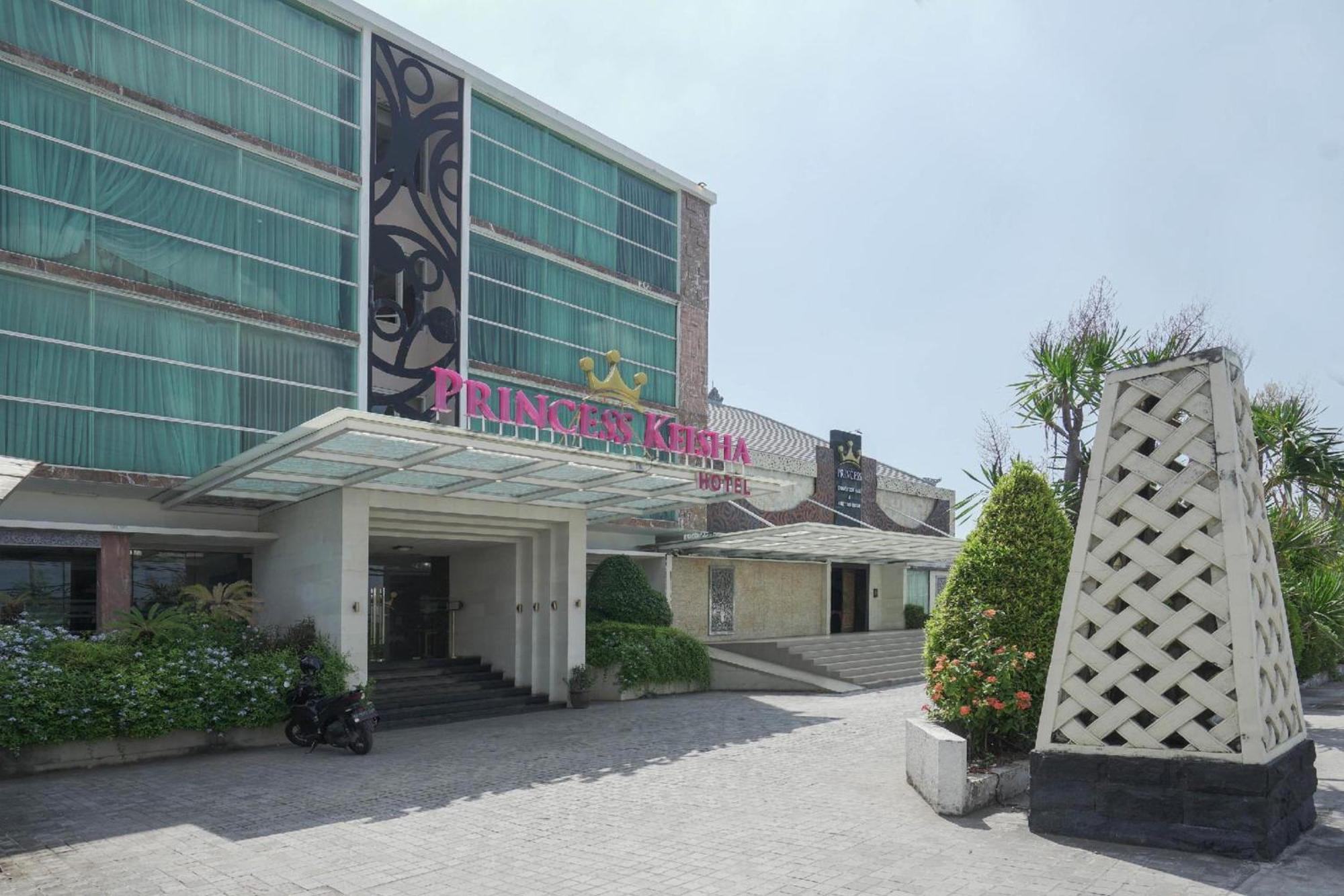 Collection O 499 Princess Keisha Hotel & Convention Center Denpasa Buitenkant foto