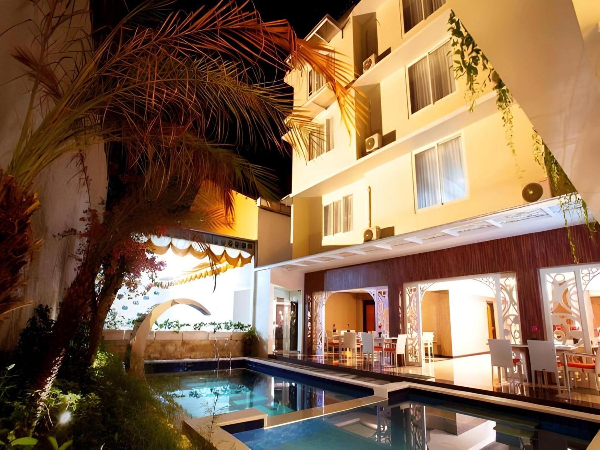 Collection O 499 Princess Keisha Hotel & Convention Center Denpasa Buitenkant foto